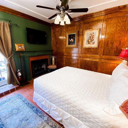 Park Place Inn And Cottages Sanford Exteriér fotografie