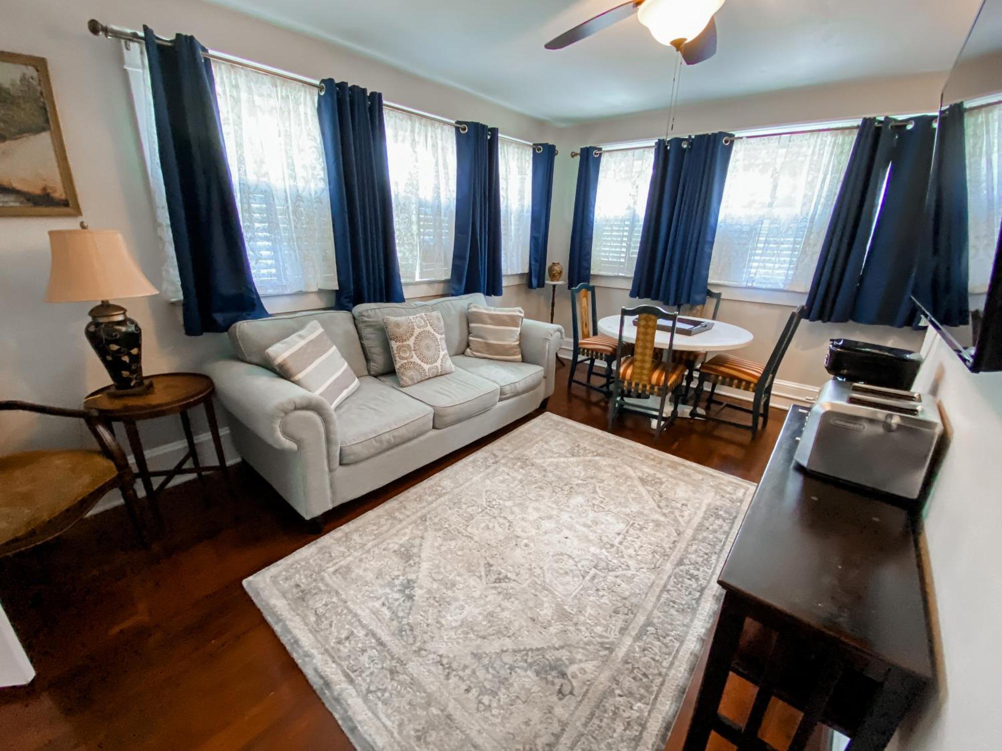 Park Place Inn And Cottages Sanford Exteriér fotografie