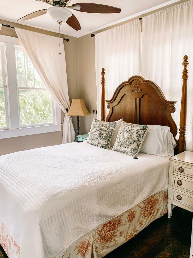 Park Place Inn And Cottages Sanford Exteriér fotografie