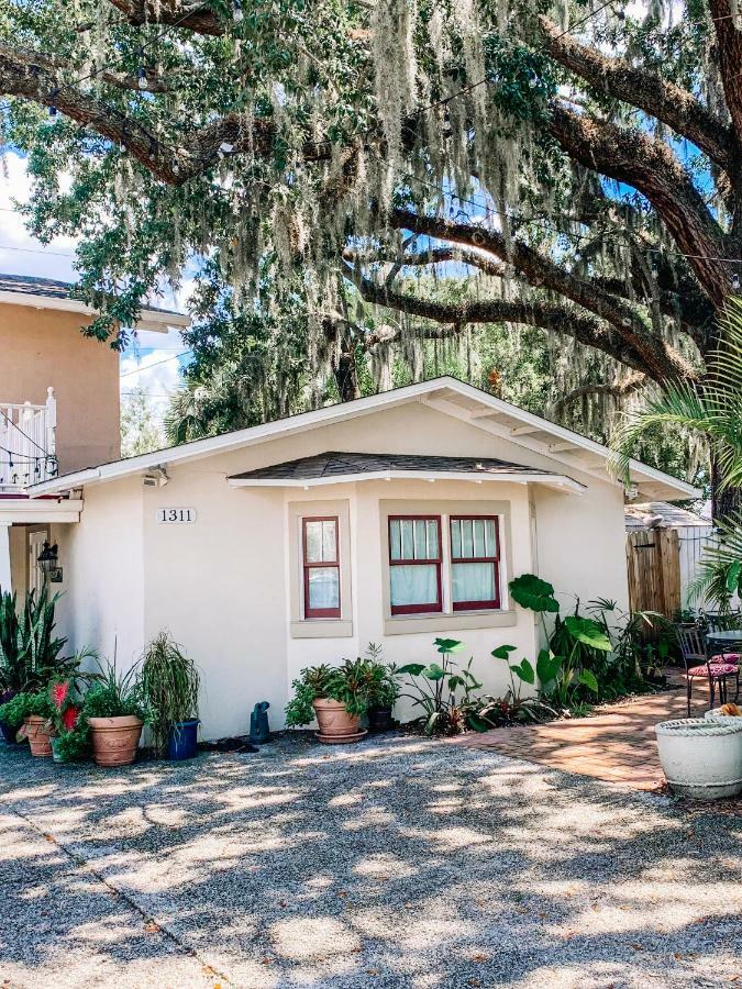 Park Place Inn And Cottages Sanford Exteriér fotografie